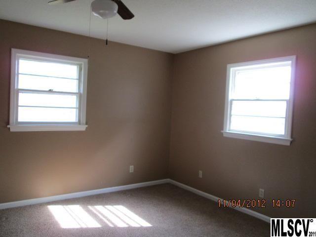 498 Wildlife Access Road Hickory, NC 28601 - Photo 5 of 20 Gallery Image 5