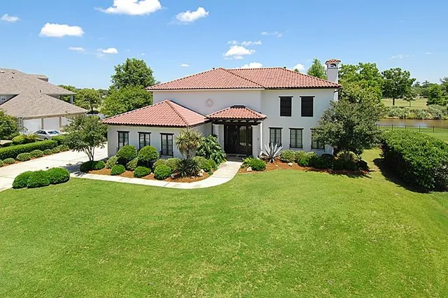 $700,000 | 107 English Turn Drive, New Orleans, LA 70131