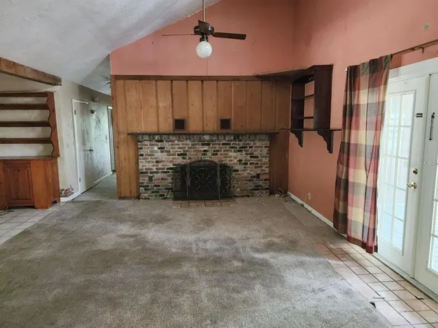 a view of a storage & utility room