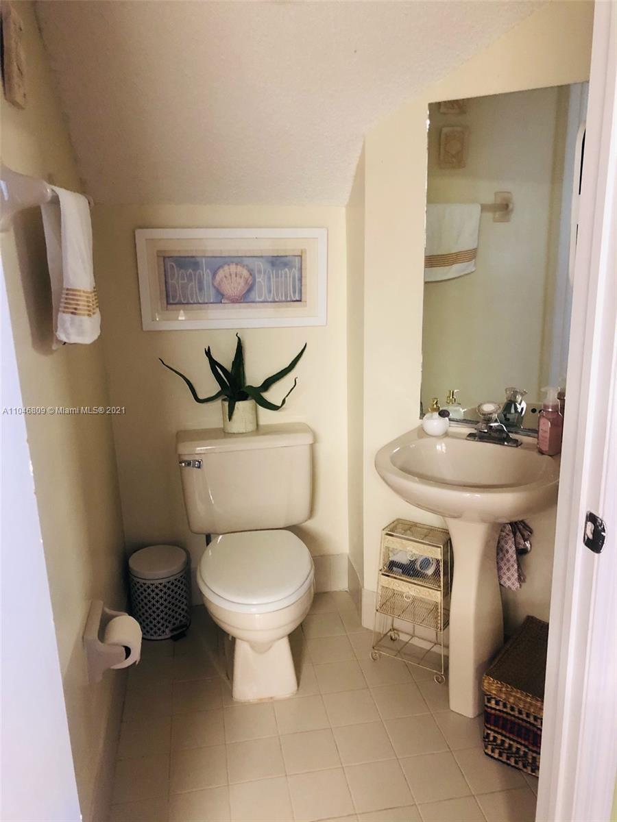 11531 Southwest 148th Path, Unit 11531 Miami, FL 33196 - Photo 12 of 16 Gallery Image 12