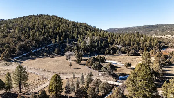 $5,400,000 | 1955 West Mammoth Crk Road, Hatch, UT 84735