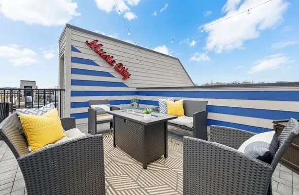 $1,050,000 | 507 27th Avenue North, Nashville, TN 37209