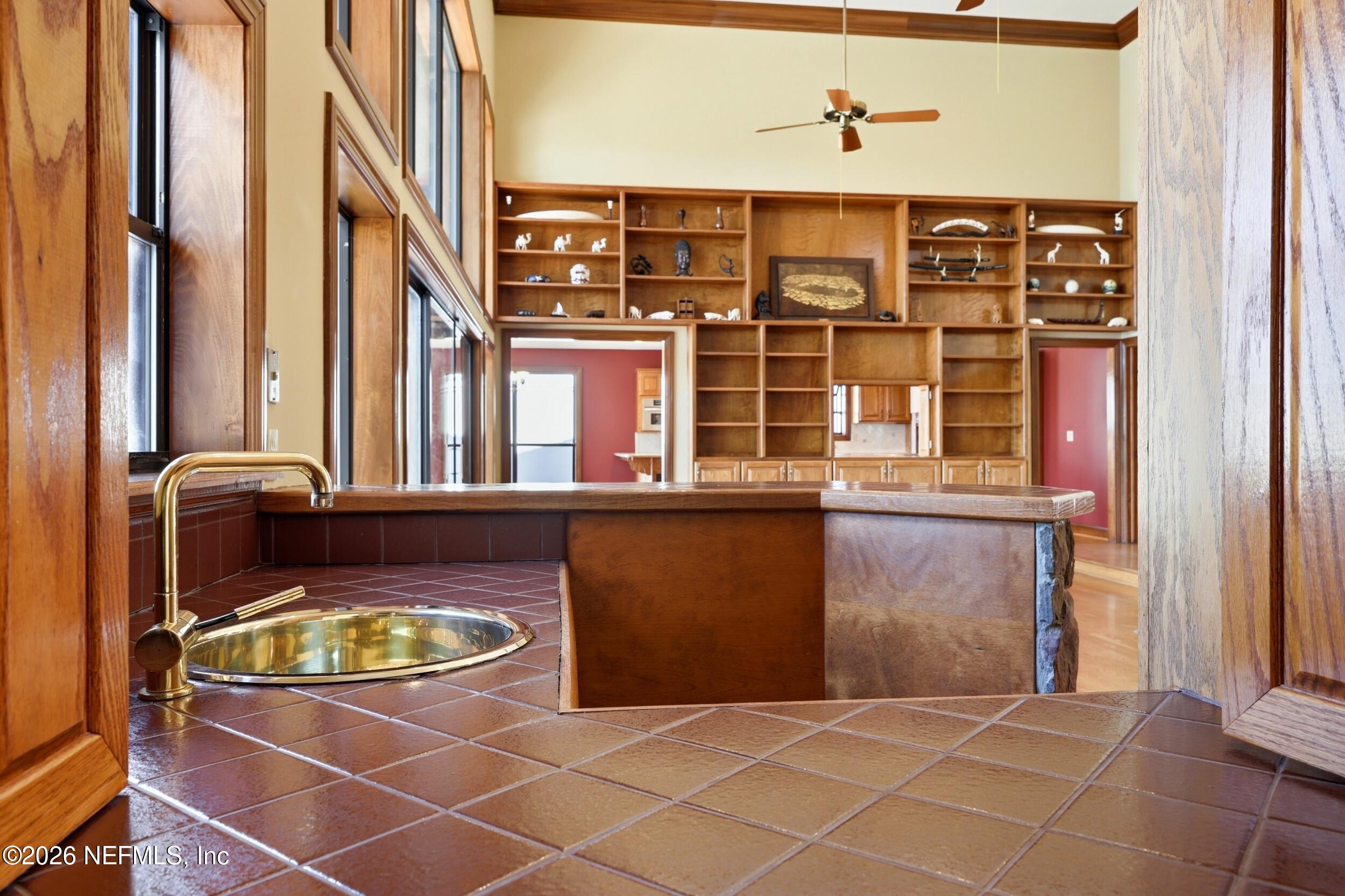 3523 Hilliard Road Jacksonville, FL 32217 - Photo 30 of 109 GREAT ROOM WET BAR