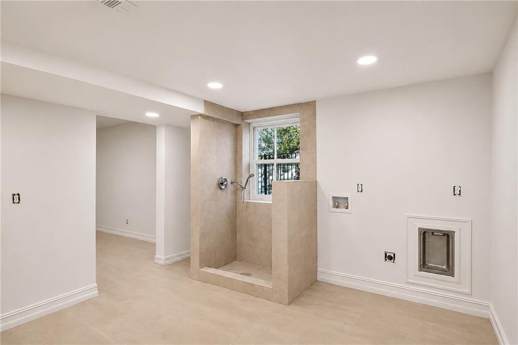 1330 West Wesley Road Northwest Atlanta, GA 30327 - Photo 28 of 39 Gallery Image 28