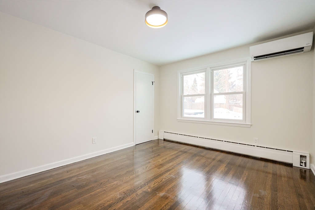 86 Old Sturbridge Road Southbridge, MA 01550 - Photo 17 of 27