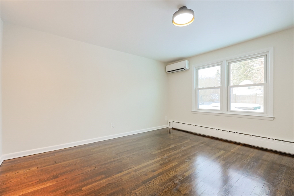 86 Old Sturbridge Road Southbridge, MA 01550 - Photo 19 of 27