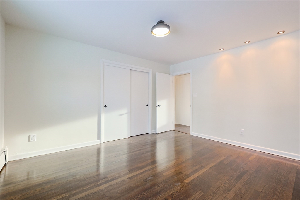 86 Old Sturbridge Road Southbridge, MA 01550 - Photo 22 of 27