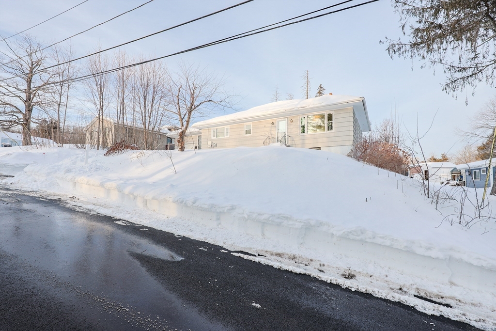 86 Old Sturbridge Road Southbridge, MA 01550 - Photo 25 of 27