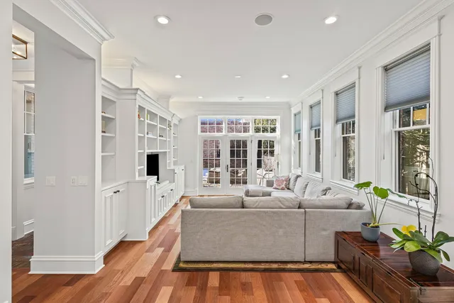 $13,000 | 4322 North Hermitage Avenue, Chicago, IL 60613