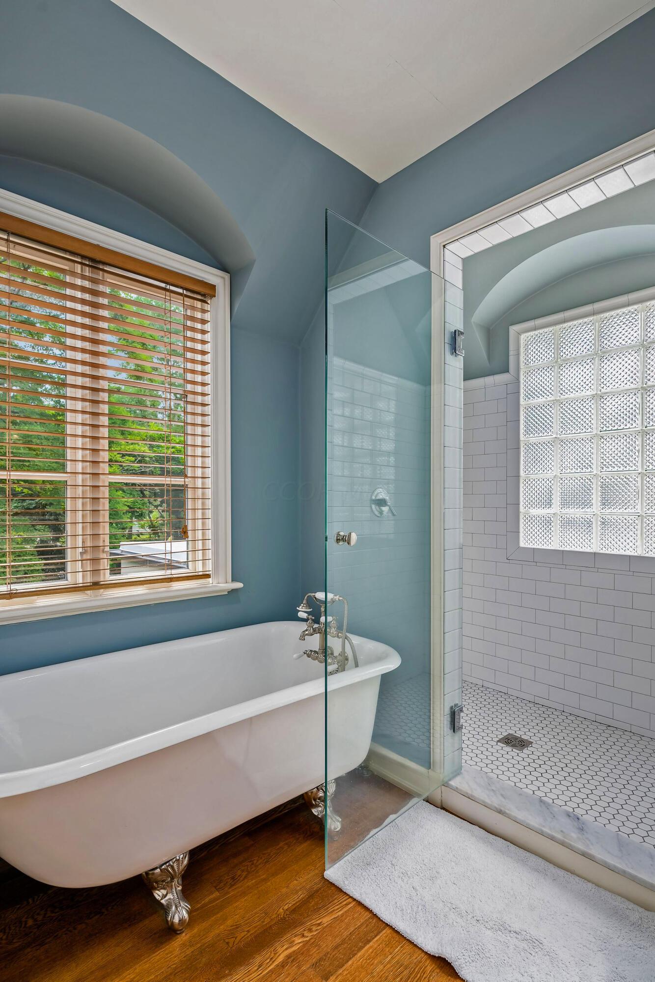 180 Ashbourne Road Columbus, OH 43209 - Photo 29 of 62 Primary Suite