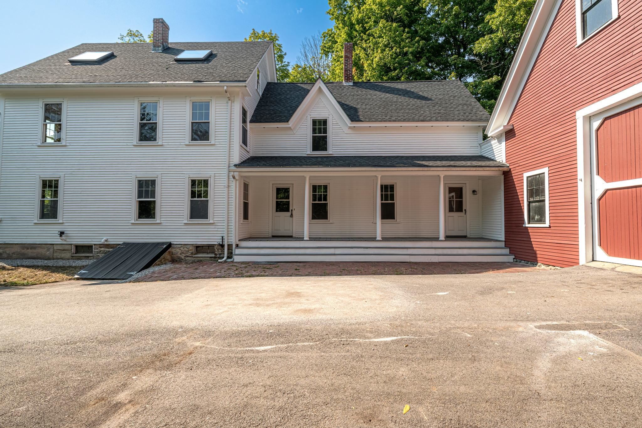 11 Haverhill Road Chester, NH 03036 - Photo 3 of 39