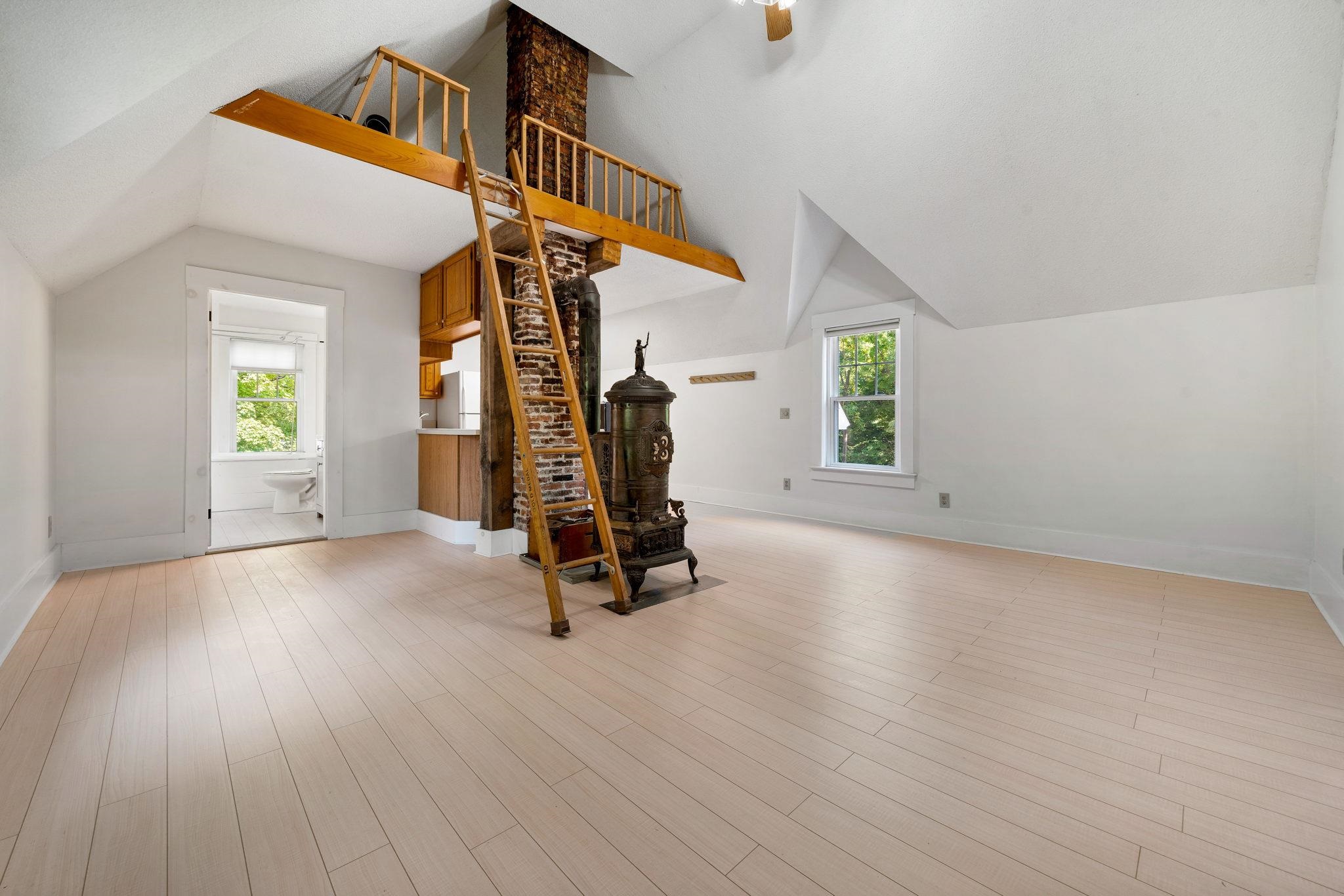 11 Haverhill Road Chester, NH 03036 - Photo 33 of 39