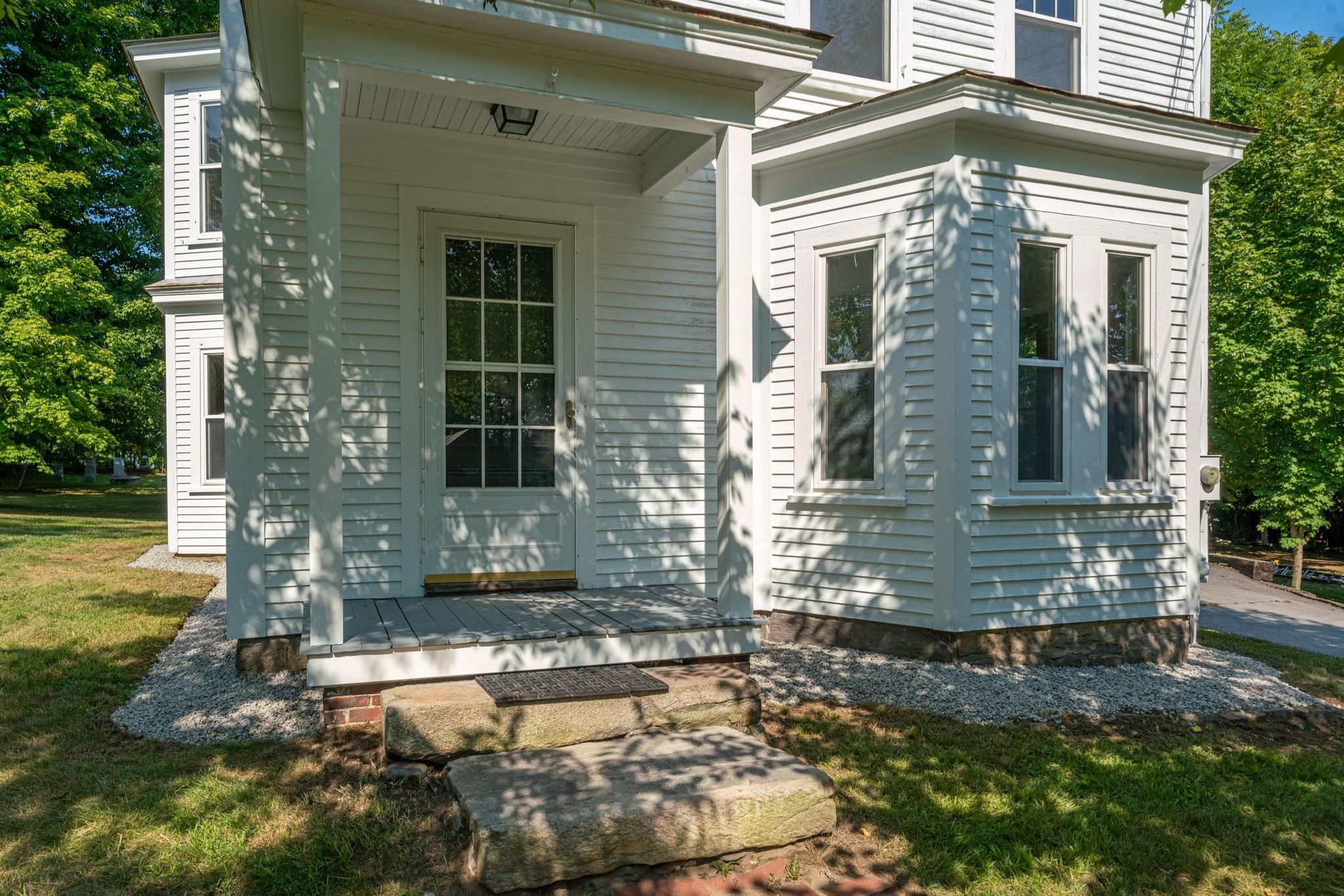 11 Haverhill Road Chester, NH 03036 - Photo 5 of 39