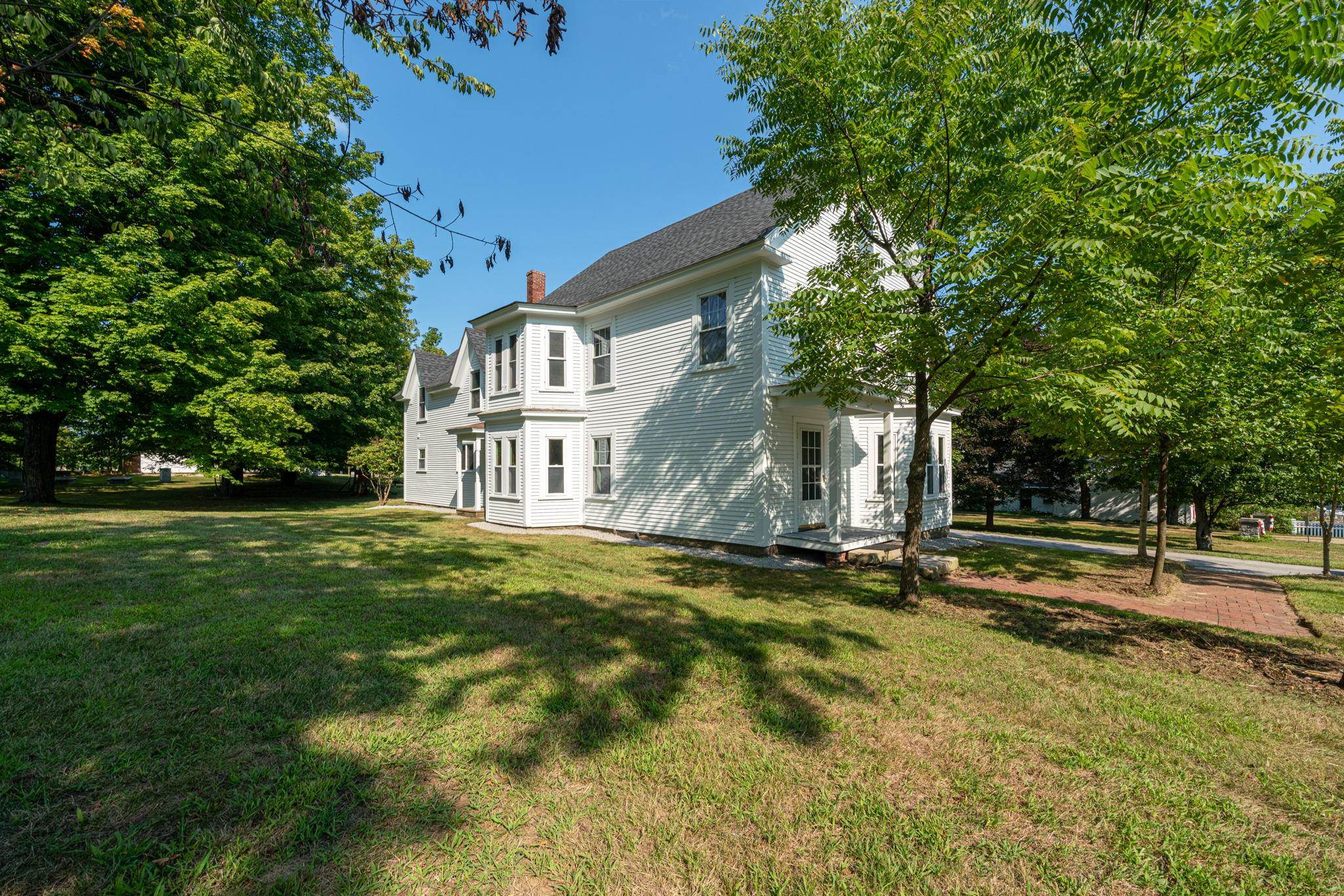 11 Haverhill Road Chester, NH 03036 - Photo 8 of 39