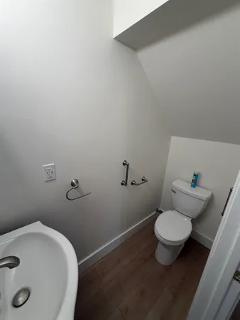 $2,800 | 27 A Flint Pond Drive, Hollis, NH 03049