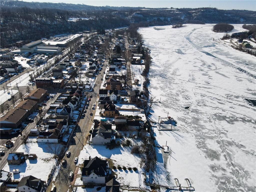 536 Penn Street Verona, PA 15147 - Photo 13 of 18 an aerial view of residential houses with outdoor space