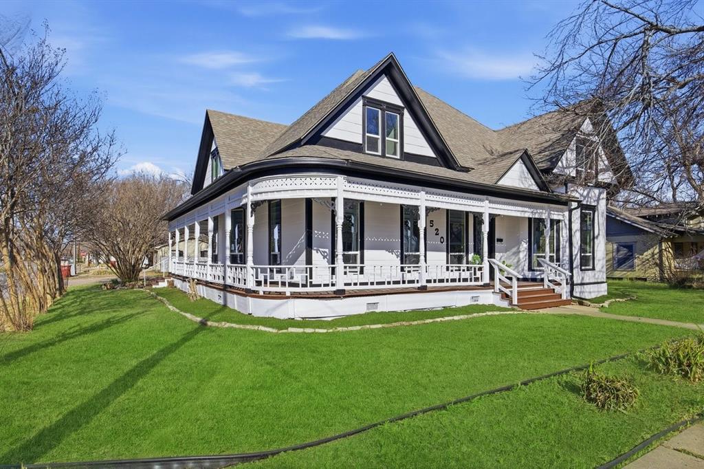 520 West 9th Street Bonham, TX 75418 - Photo 2 of 29