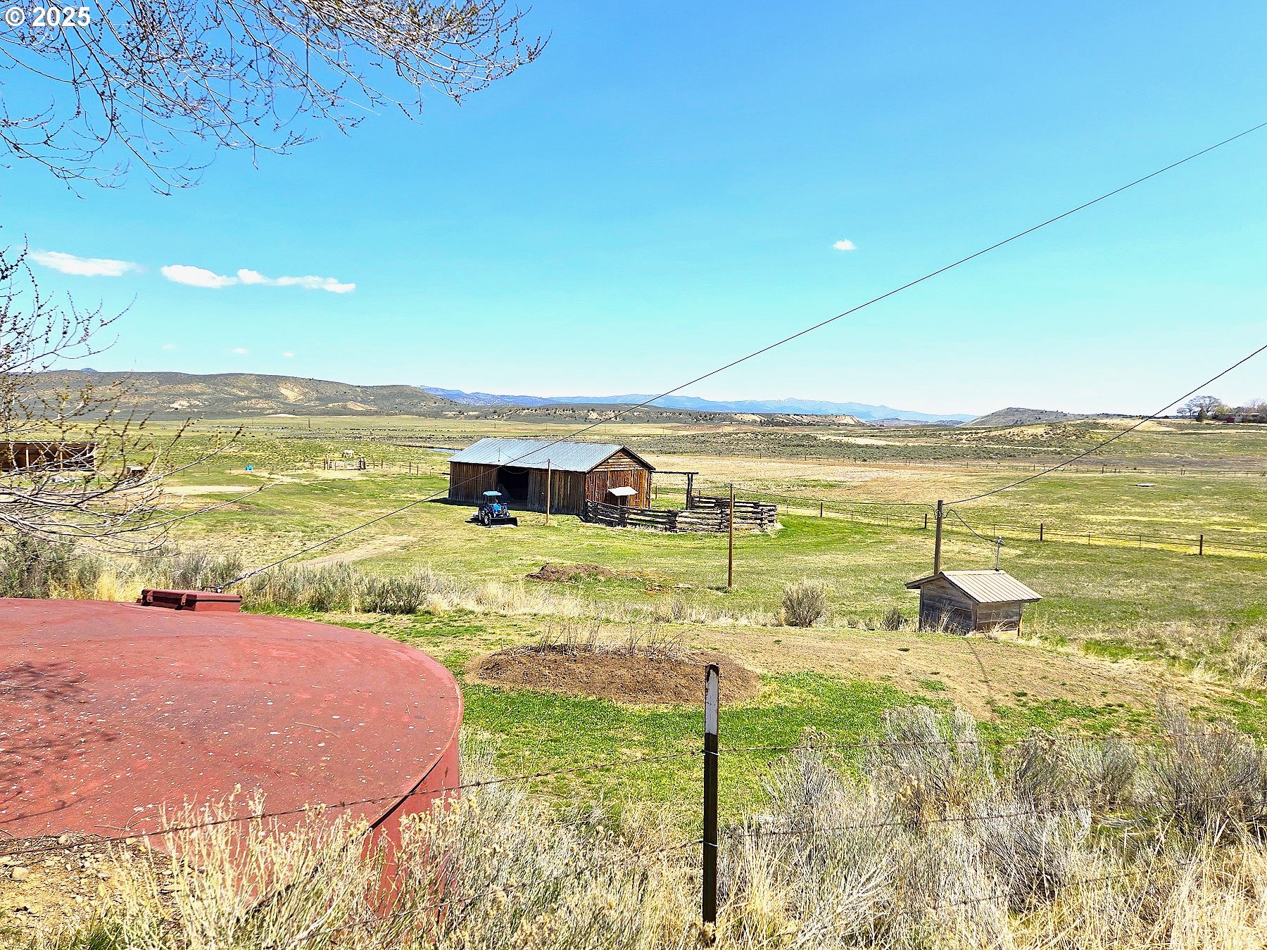 401 Main Street Unity, OR 97884 - Photo 29 of 46 a view of an ocean and beach