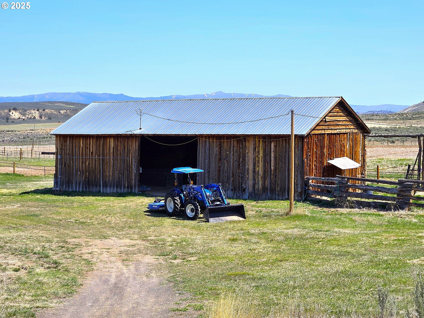 401 Main Street Unity, OR 97884 - Photo 31 of 46 a view of two chairs in the patio