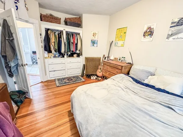 $5,700 | 107 Columbia Street, Unit 1, Cambridge, MA 02139