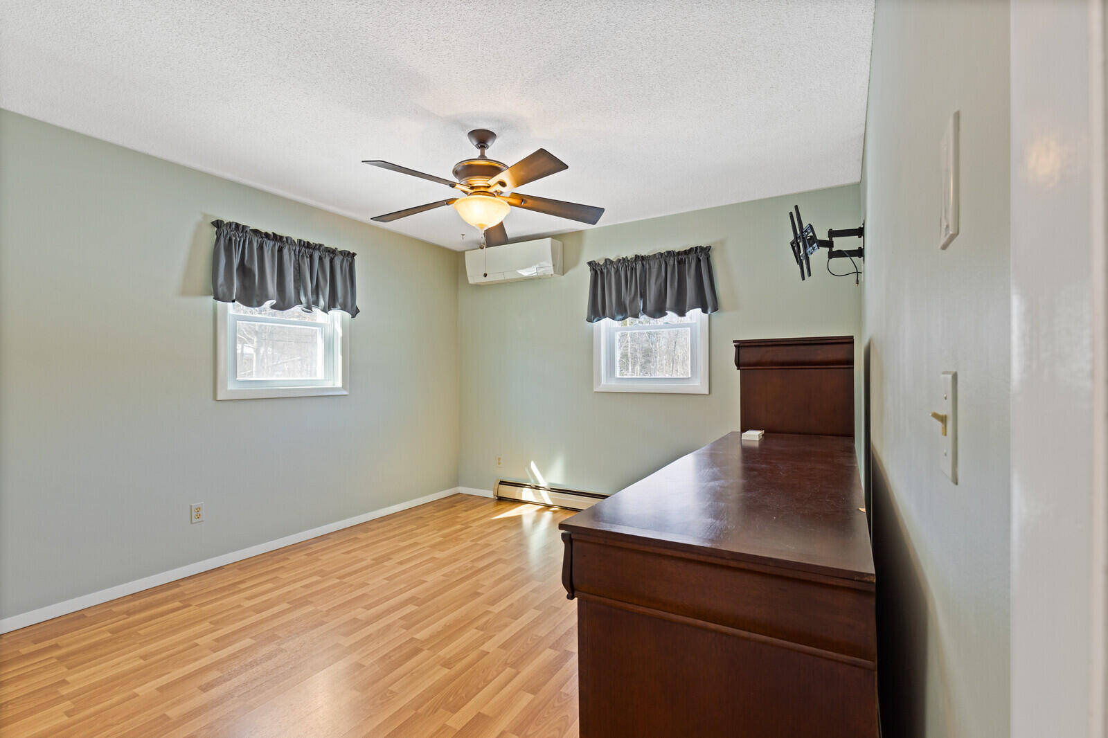 653 Abbott Road Winslow, ME 04901 - Photo 17 of 29 Bedroom 2