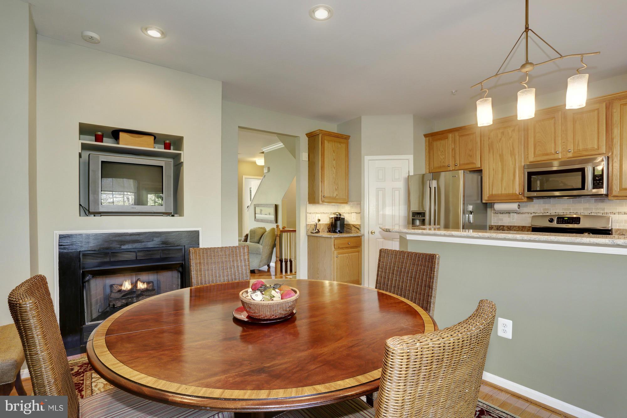 11024 Hemingway Court Silver Spring, MD 20902 - Photo 11 of 25 Dining Room