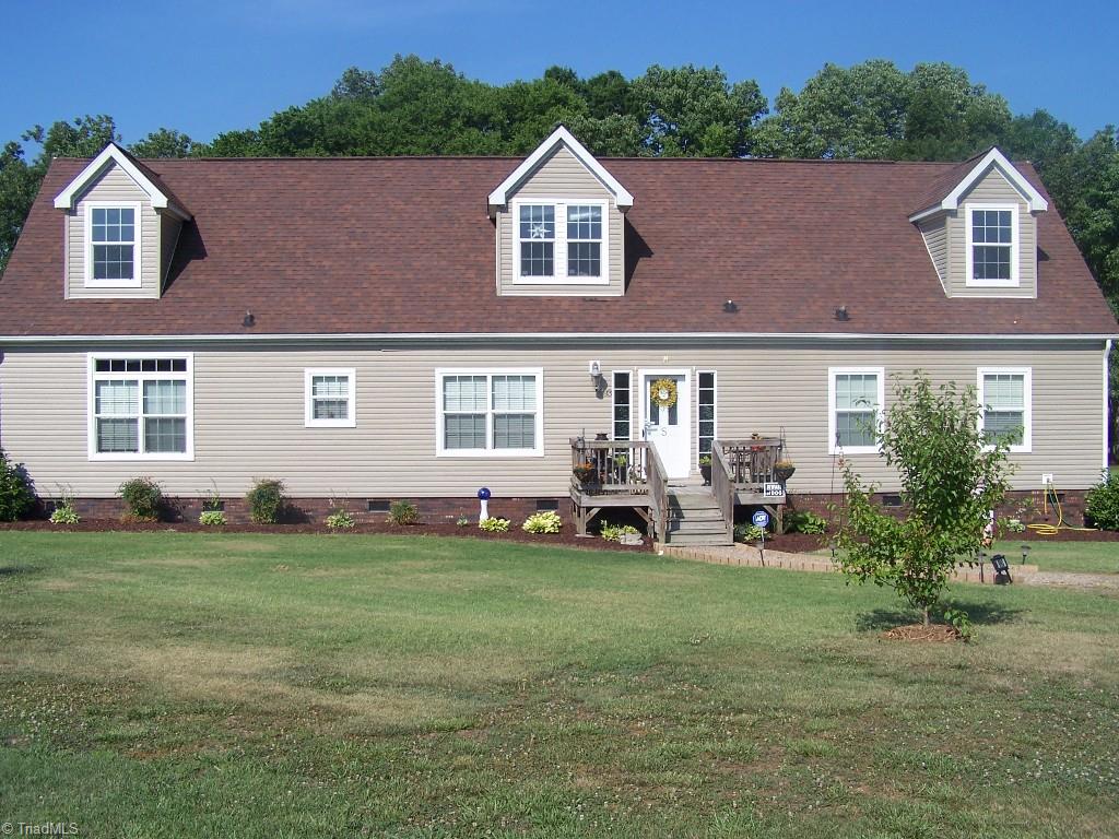 993 Farmington Road Mocksville, NC 27028 - Photo 1 of 13 Gallery Image 1