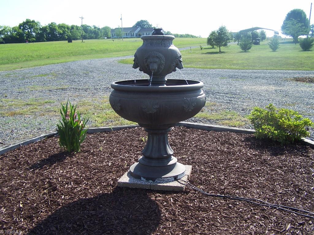 993 Farmington Road Mocksville, NC 27028 - Photo 2 of 13 Gallery Image 2
