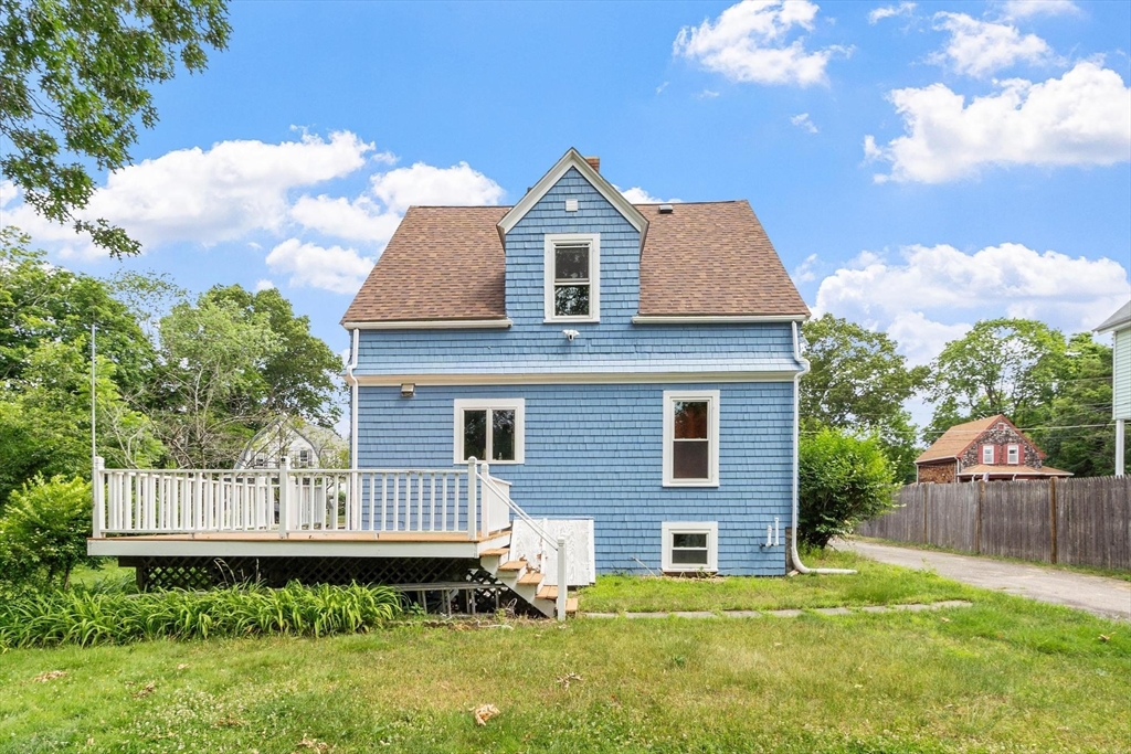 38 Carleton Street Whitman, MA 02382 - Photo 9 of 33