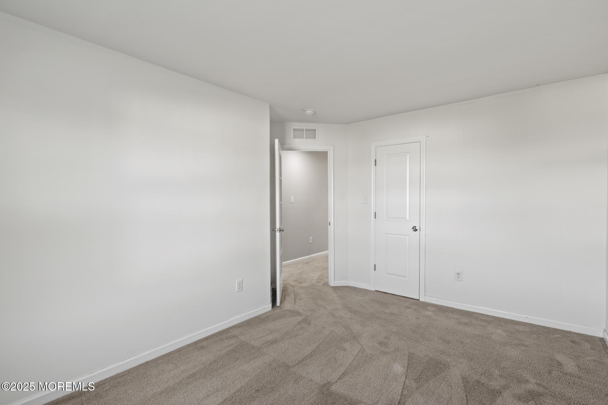 125 Sundance Drive Hamilton, NJ 08619 - Photo 22 of 31 a view of an empty room