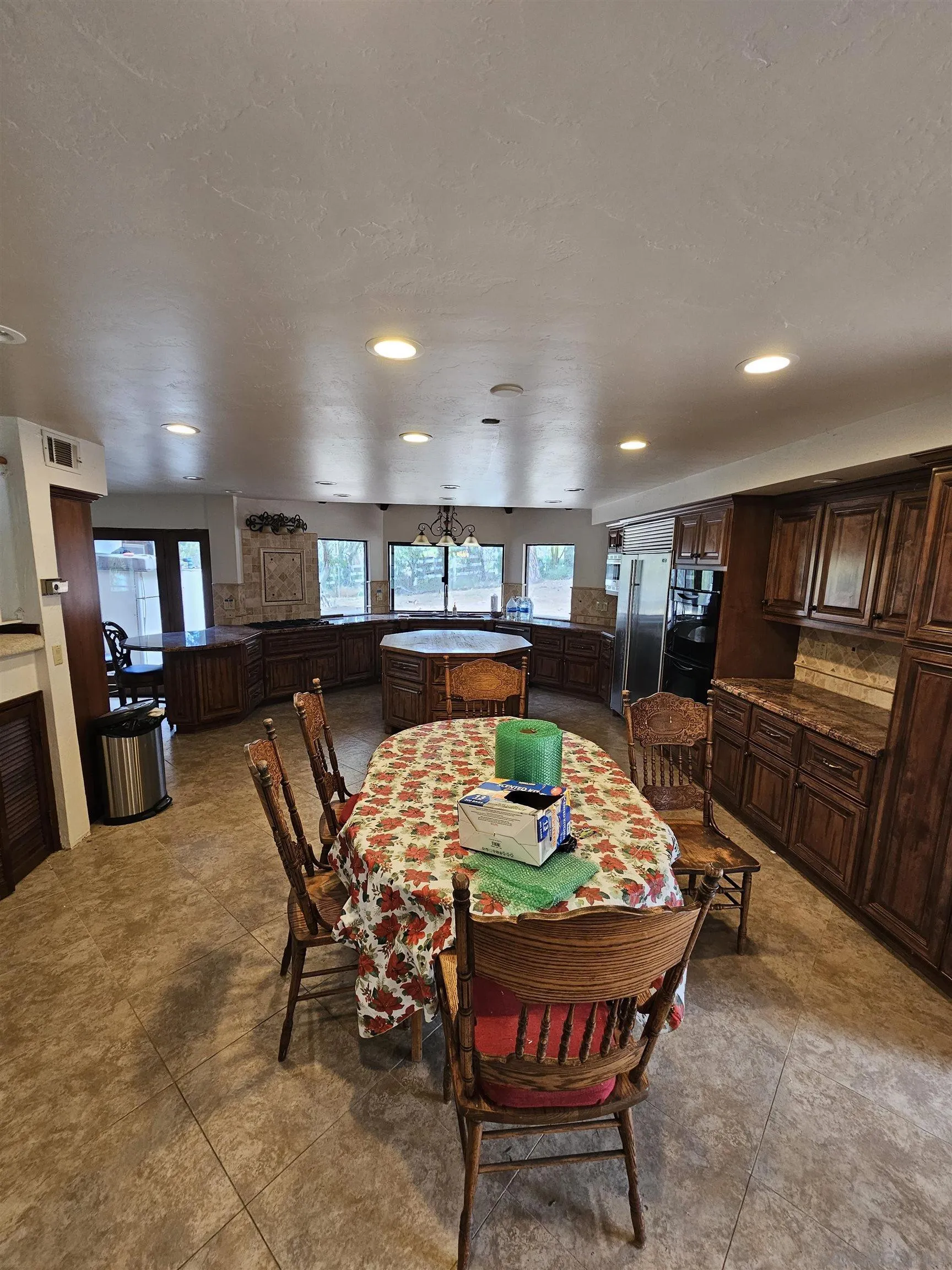 18055 Old Coach Road Poway, CA 92064 - Photo 52 of 54