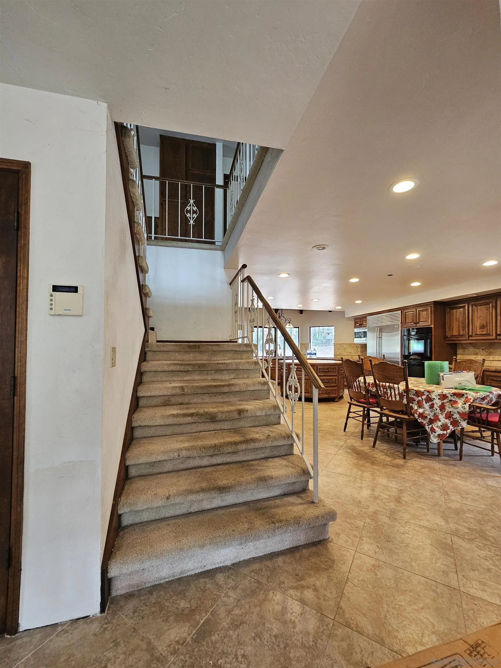18055 Old Coach Road Poway, CA 92064 - Photo 10 of 54