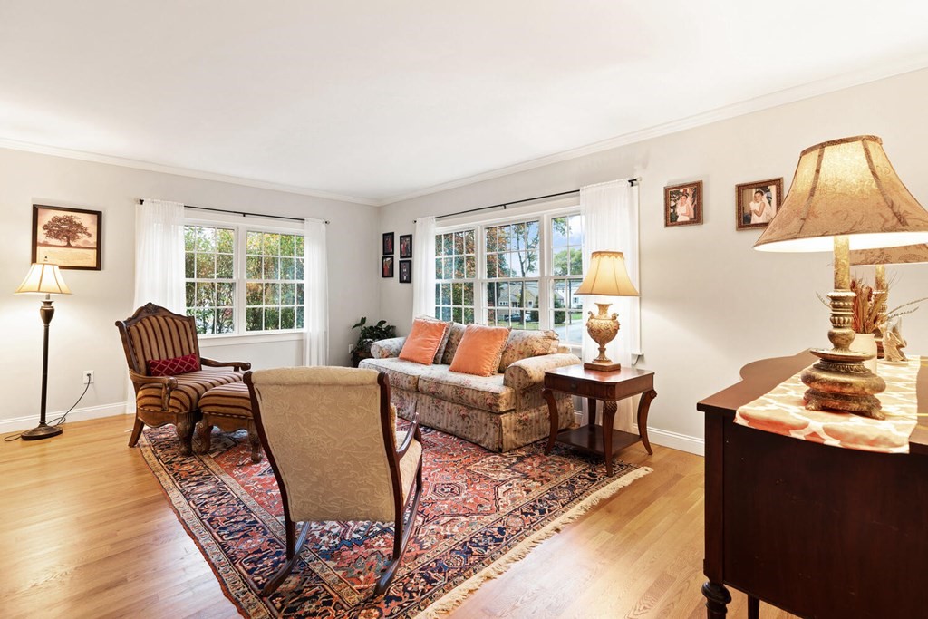 14 Risley Road Winchester, MA 01890 - Photo 19 of 41 Gallery Image 19