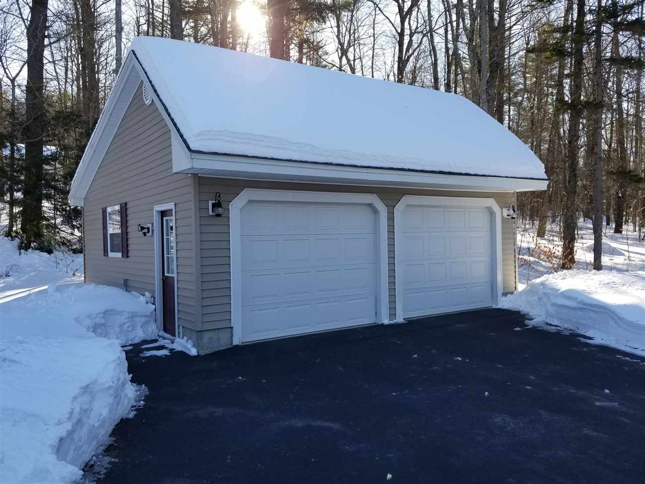 7 Alberg Road Wolfeboro, NH 03894 - Photo 2 of 9