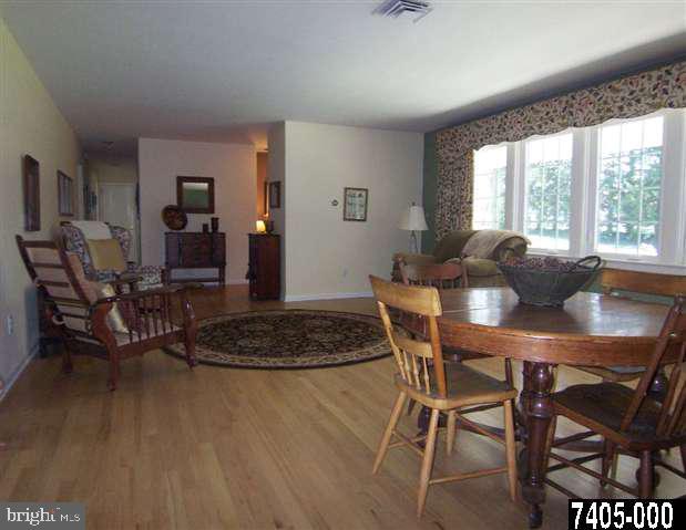 207 Haines Road York, PA 17402 - Photo 5 of 25 Gallery Image 5