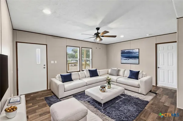 $229,000 | 305 South 6th Street, Buckholts, TX 76518