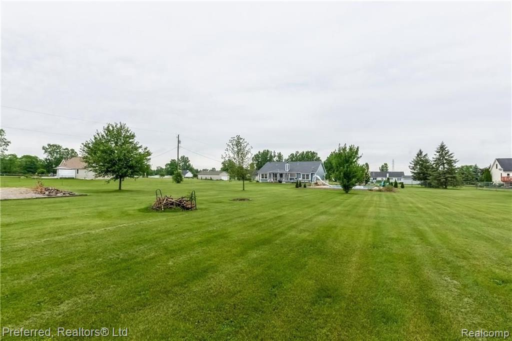 49706 Bemis Road Belleville, MI 48111 - Photo 39 of 44