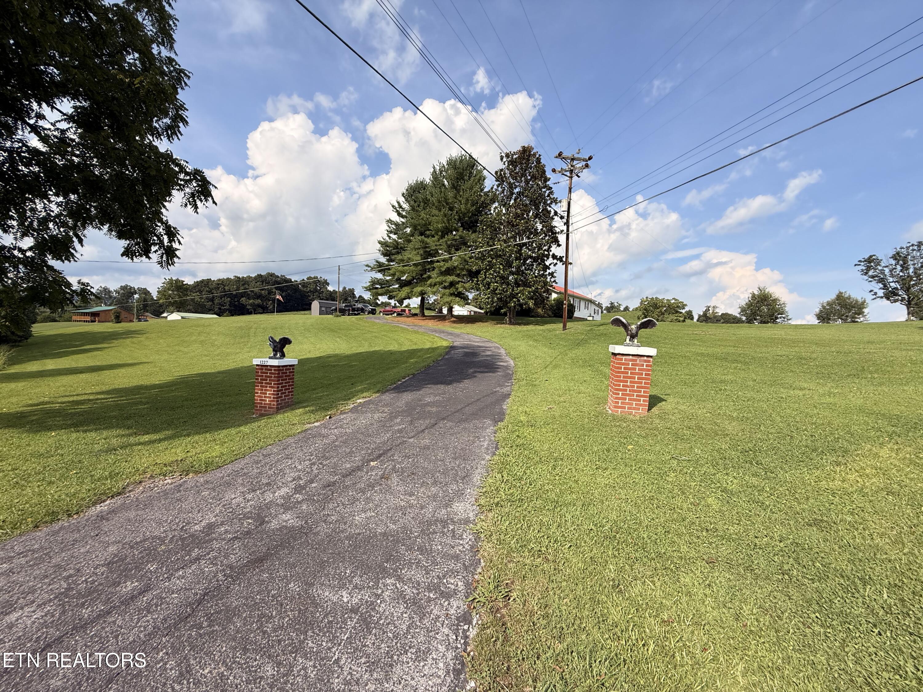 1227 Ridgeview Road Jonesville, VA 24263 - Photo 38 of 50 IMG_2802
