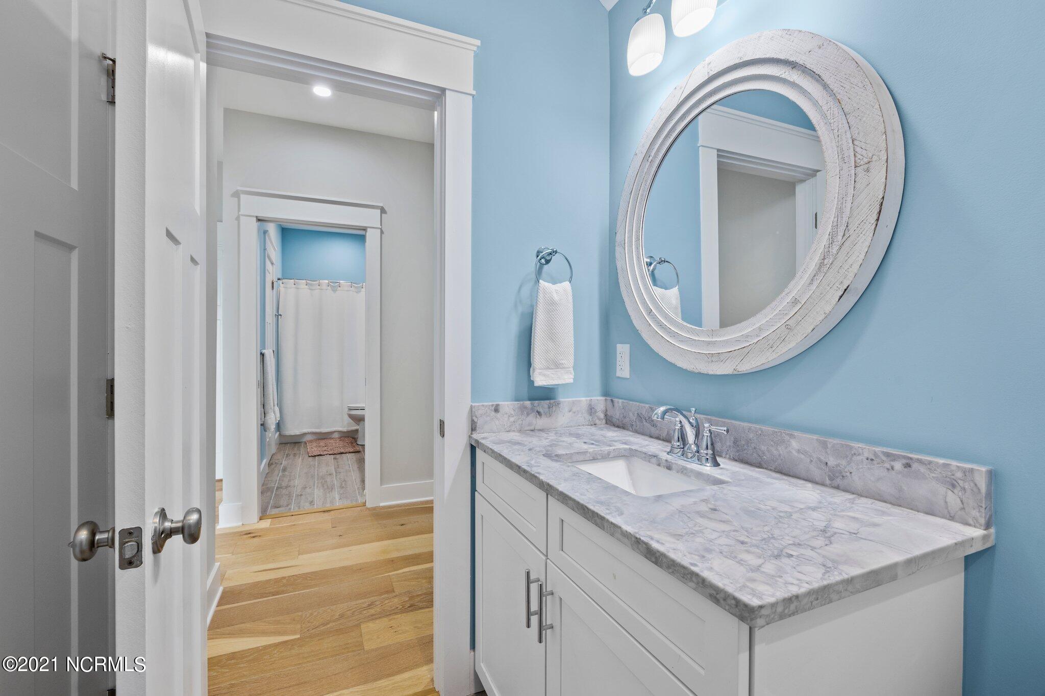 1810 Olde Farm Road Morehead City, NC 28557 - Photo 27 of 59 Bathroom 4