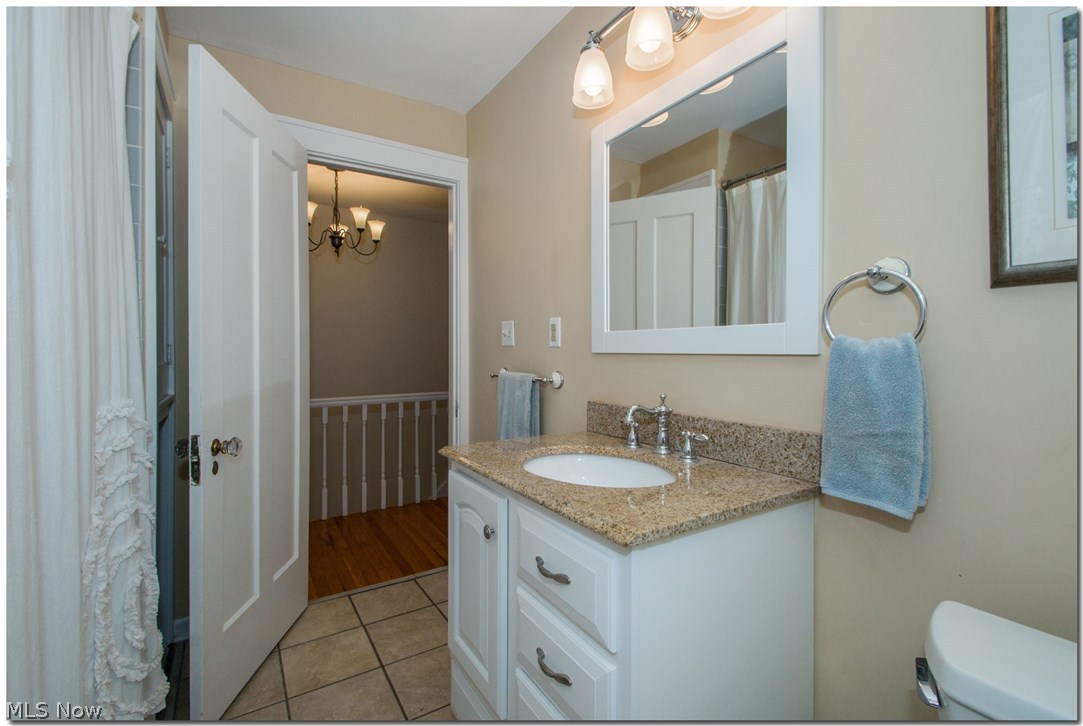 3008 Warrington Road Cleveland, OH 44120 - Photo 27 of 34