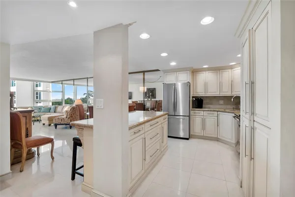 $650,000 | 1620 South Ocean Boulevard, Unit 4F, Lauderdale-by-the-Sea, FL 33062