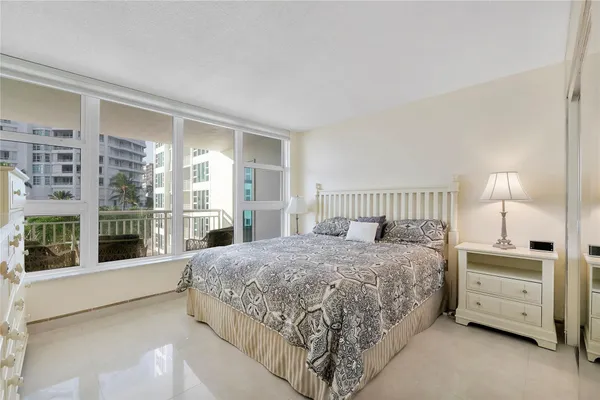 $650,000 | 1620 South Ocean Boulevard, Unit 4F, Lauderdale-by-the-Sea, FL 33062