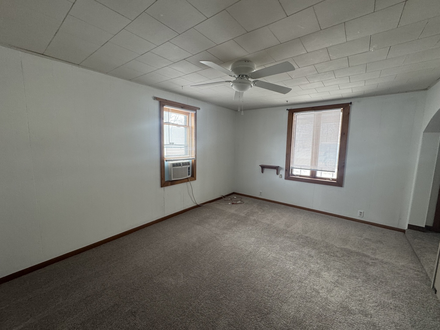 507 Jefferson Street Hanover, IL 61041 - Photo 2 of 10