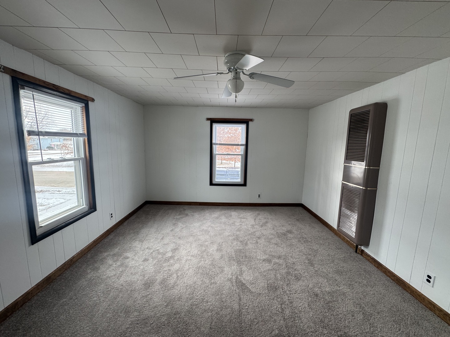 507 Jefferson Street Hanover, IL 61041 - Photo 8 of 10