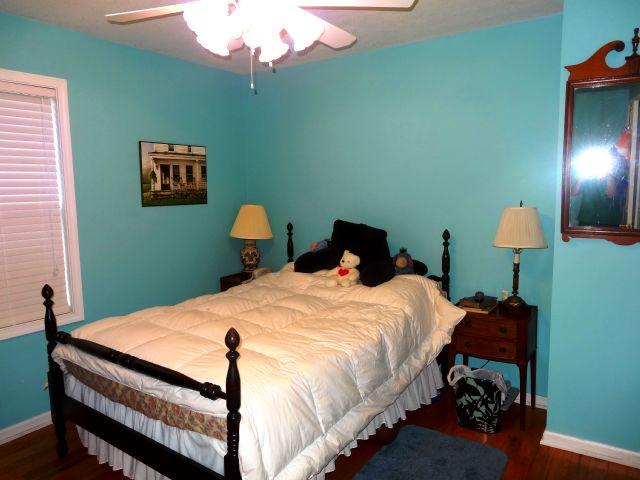 429 Morie Road Dandridge, TN 37725 - Photo 19 of 30 18 BEDROOM 2