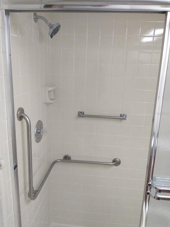 11541 Orleans Lane Port Richey, FL 34668 - Photo 17 of 24 a shower