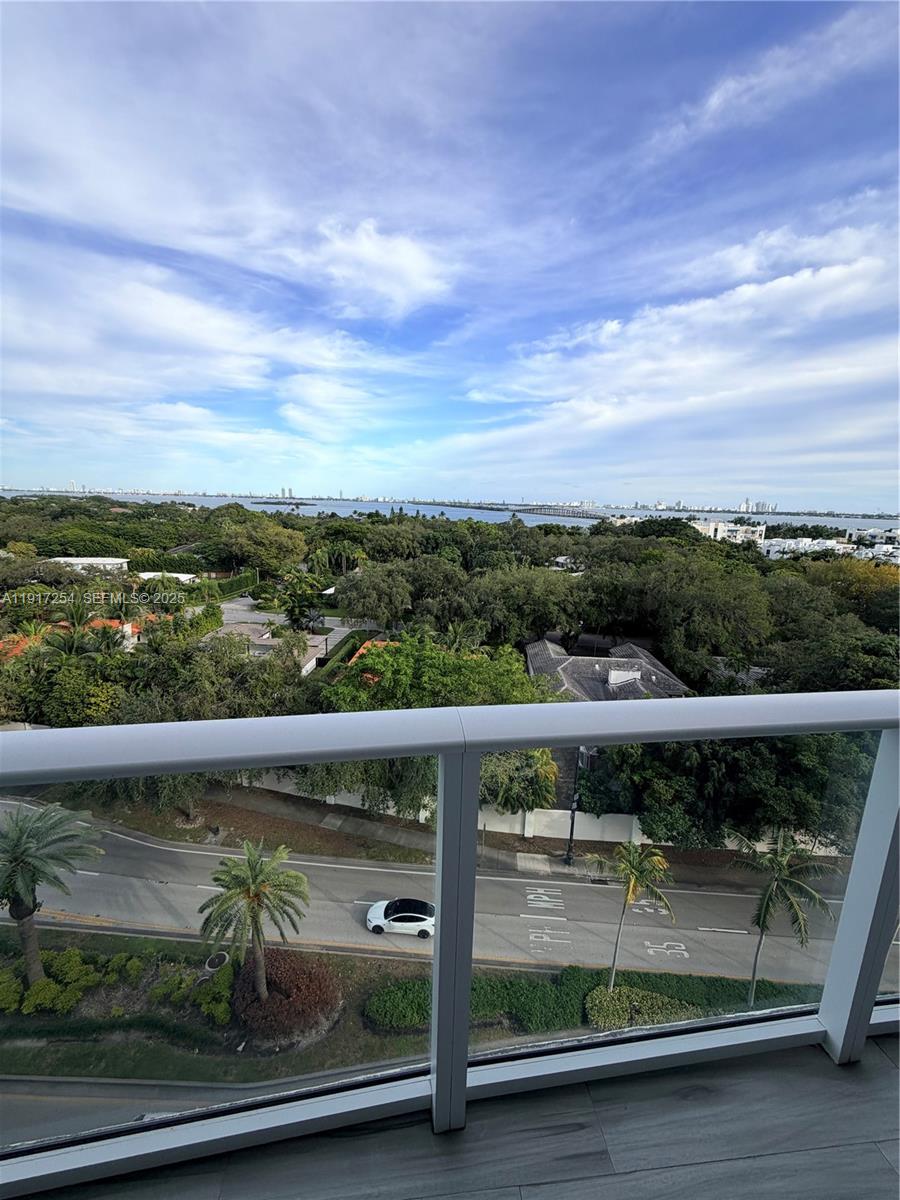 4250 Biscayne Boulevard, Unit 902 Miami, FL 33137 - Photo 2 of 30 an outdoor view