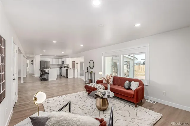 $800,000 | 7751 York Street, Denver, CO 80229