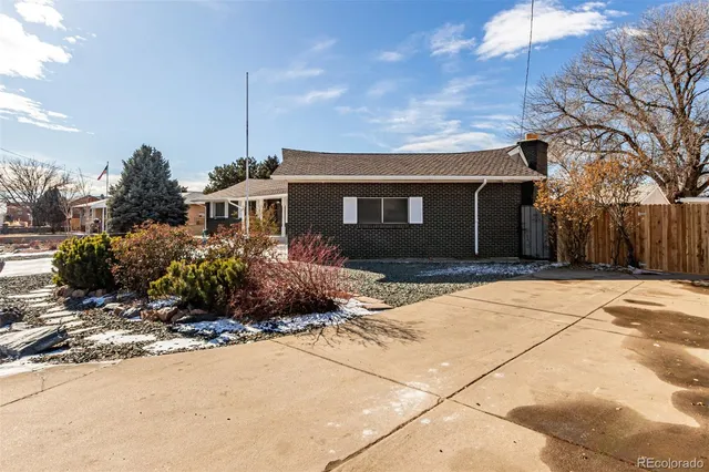 $800,000 | 7751 York Street, Denver, CO 80229