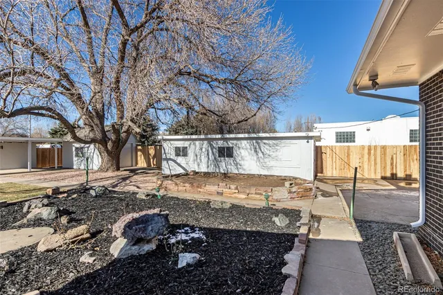 $800,000 | 7751 York Street, Denver, CO 80229